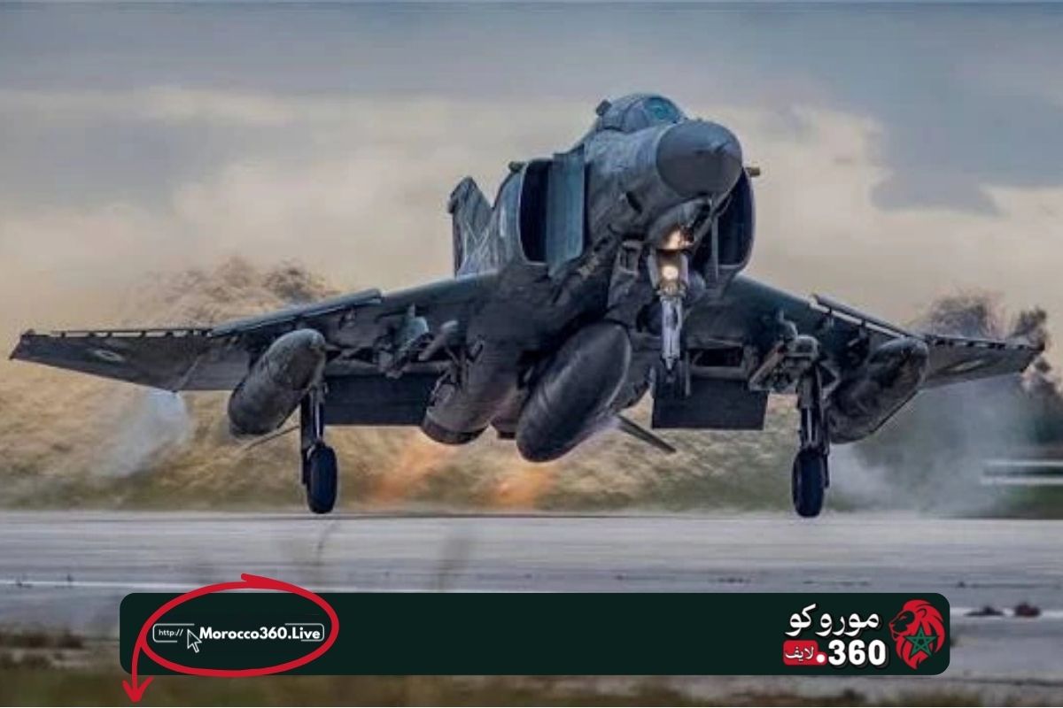 اليونان.. طائرة حربية من طراز F-4 فانتوم تسقط أثناء عرض جوي قرب أثينا ومقتل طياريها